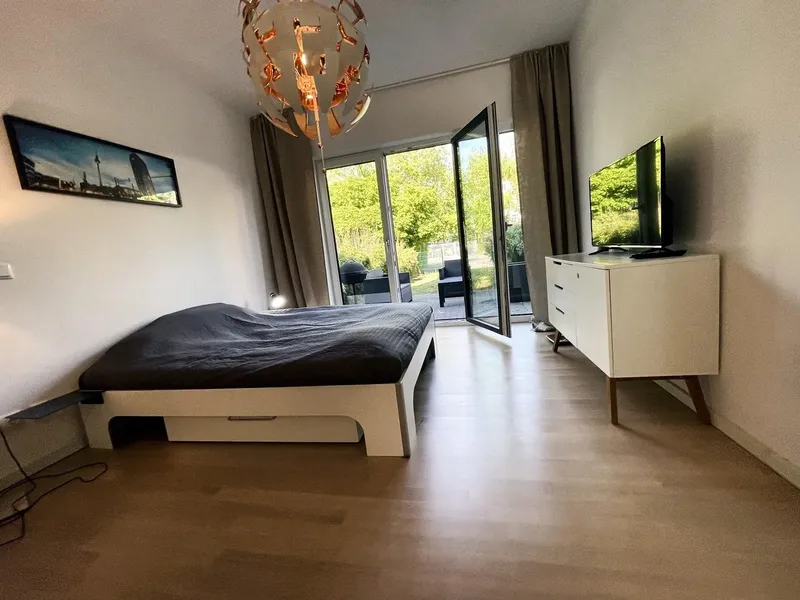 Ruhiger Neubau Erstbezug mit Garten am Prenzlauer Berg — photo 1
